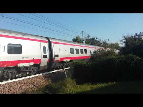 ETR.610 Frecciargento in transito all'entrata di carpi