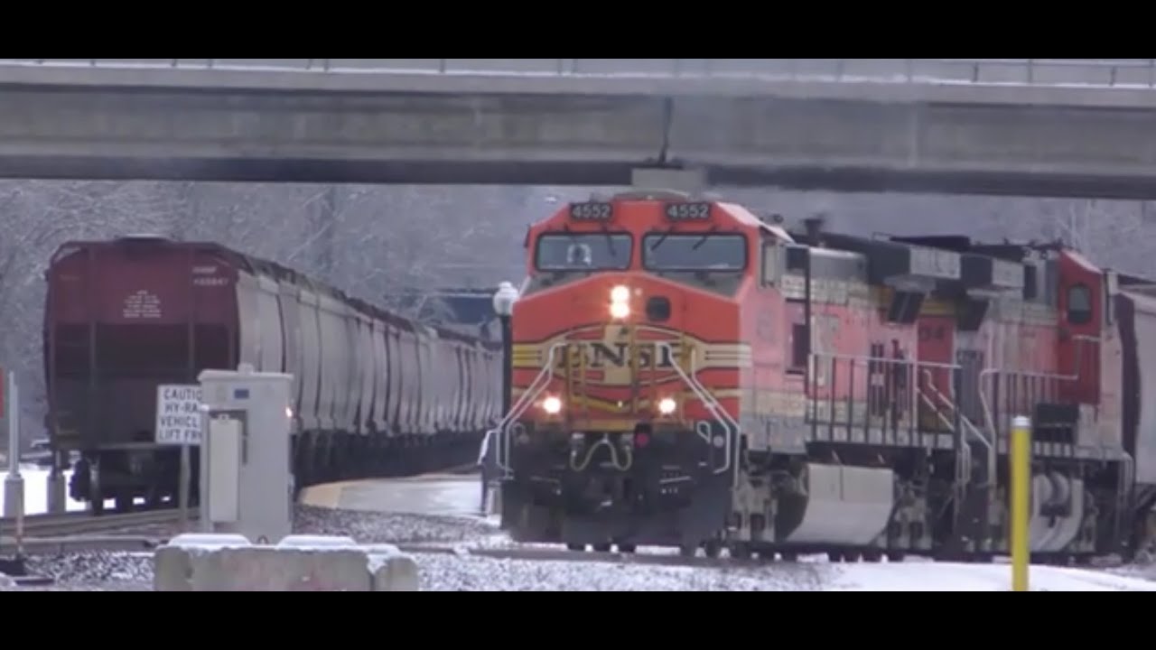 Manifest Meets Vehicle Train, Grain Train sets out Bad Order Car