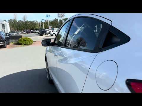 2022 Honda HR-V LX AWD CVT in White for sale at Abbotsford Hyundai in Abbotsford, BC