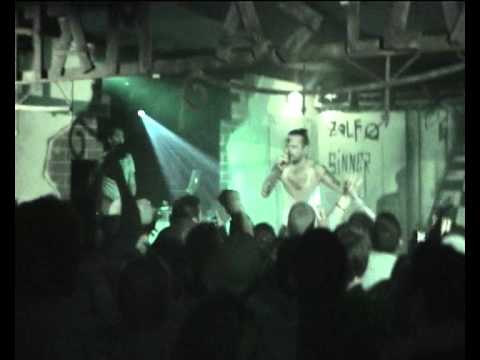 KAOS ONE e DJ TRIX - estratto da OLYO!bollente -29/10/2010