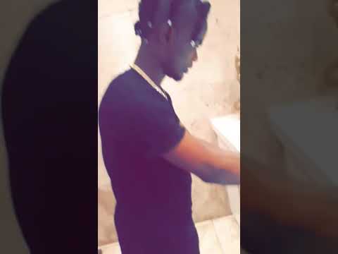 Wazzyno , Oladips, Reminise , Chinko Ekun Chilling in South Africa🇿🇦 mu standing🕴️ video shoot.