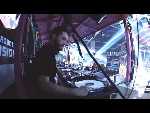 DJ MURPHY vs A.PROFESSOR Live @ ELDORADO CIRCUS SHOW (2014)
