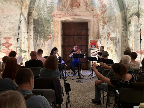 Ay mi dame de valour - Guillaume de Machaut (on medieval fiddle and pipe and tabor)