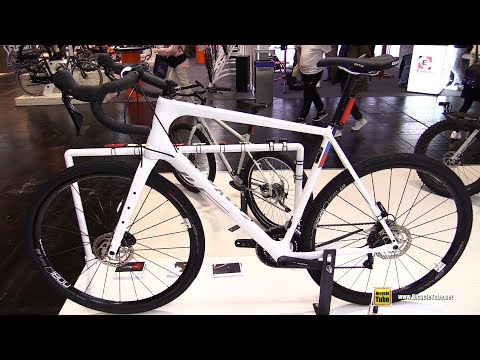 2020 Salsa Warbird Knog Light Demo Bike - Walkaround - 2019 Eurobike