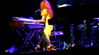 Tori Amos - Not Dying Today (Red Bank NJ) 2009