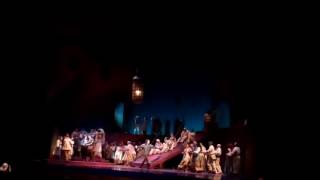 Anthony Michaels-Moore rehearses 'Beva con me' from Verdi's Otello