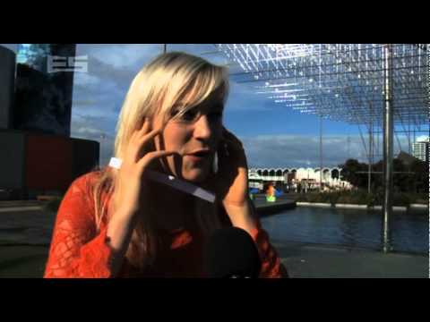 The Erin Simpson Show - Icebreaker - Lisa Crawley