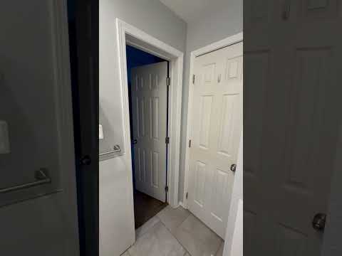 Spacious Townhouse with Central AC and Washer/Dryer property video