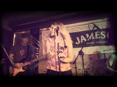 The Jive ft.Sonja Bakic@Mac Tire Pub