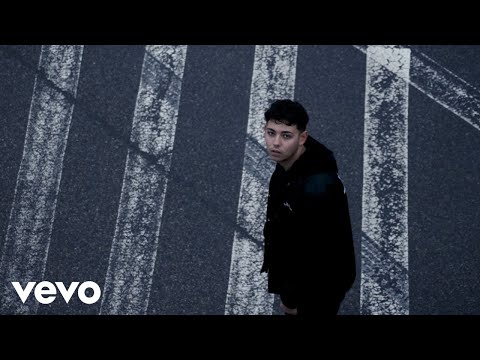 Hanafi - Umieram (Official Video)