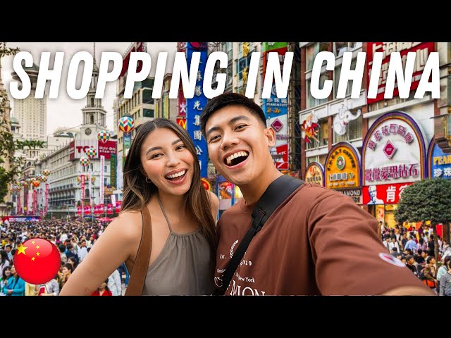 Travel vlog - This is what SHOPPING in Shanghai, China is like! 🇨🇳