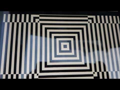 Opticall illusion Shrink The room