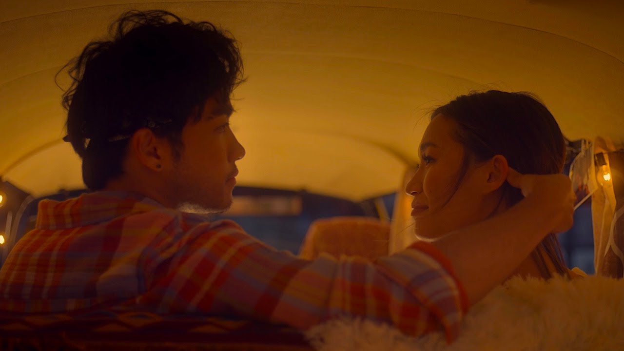 Lyrics : lullaboy - dejavu + Terjemahan | Album : In Case You Missed It - Pancaswara Lyrics