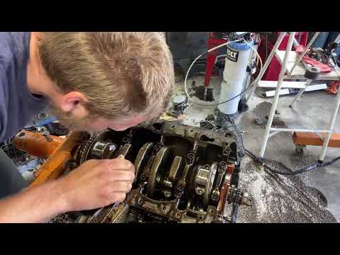 2.0t Pistons installing Block oil consumption update fix repair ae888 Audi 09 2010 2011 2012 tfsi