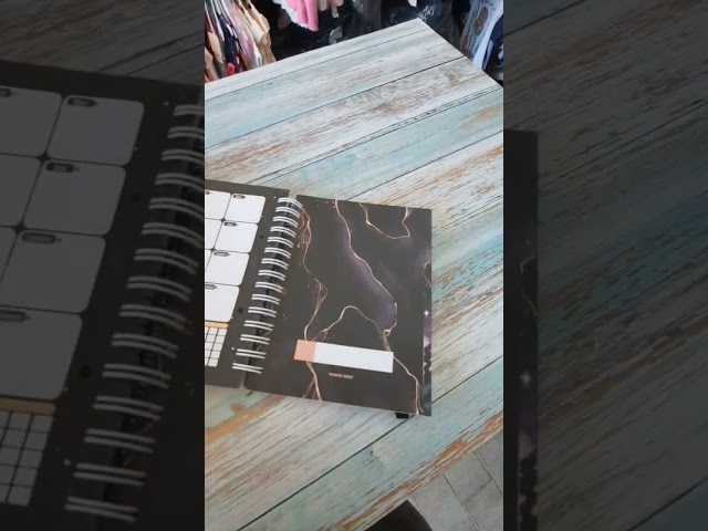 Vídeo relacionado con ABYstyle - DC Comics - Batman - Cuaderno A5 - Logo