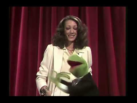 The Muppet Show - 310: Marisa Berenson - Curtain Call (1979)