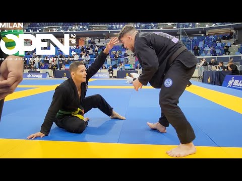Gavin Bradley vs Marvin Li full fight