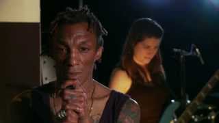 Tricky performs Nothing&#39;s Changed featuring Francesca Belmonte - live session