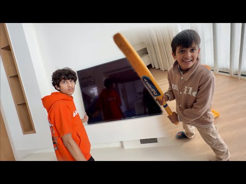 New Gharpe Cricket Khel Rahe 😲 TV Tod Diya 