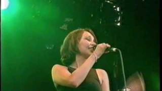 ECHOBELLY. go away. live at phoenix festival, 1996