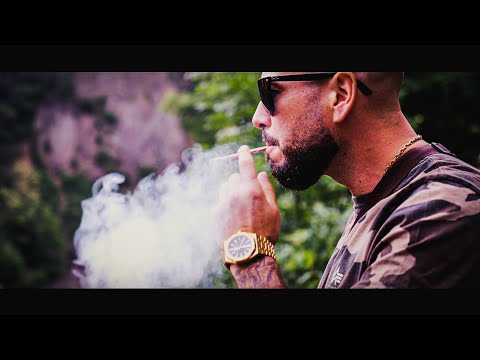 BAJEZZ51 - KÖNIG IM JUNGLE (PROD. BY SABEATZ)