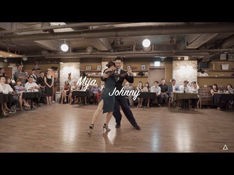 Mija(미자) y Johnny(조니) - La Yumba(19.11.08) - Milonga BulGeum The 5th Anniversary - @AvrazoTV
