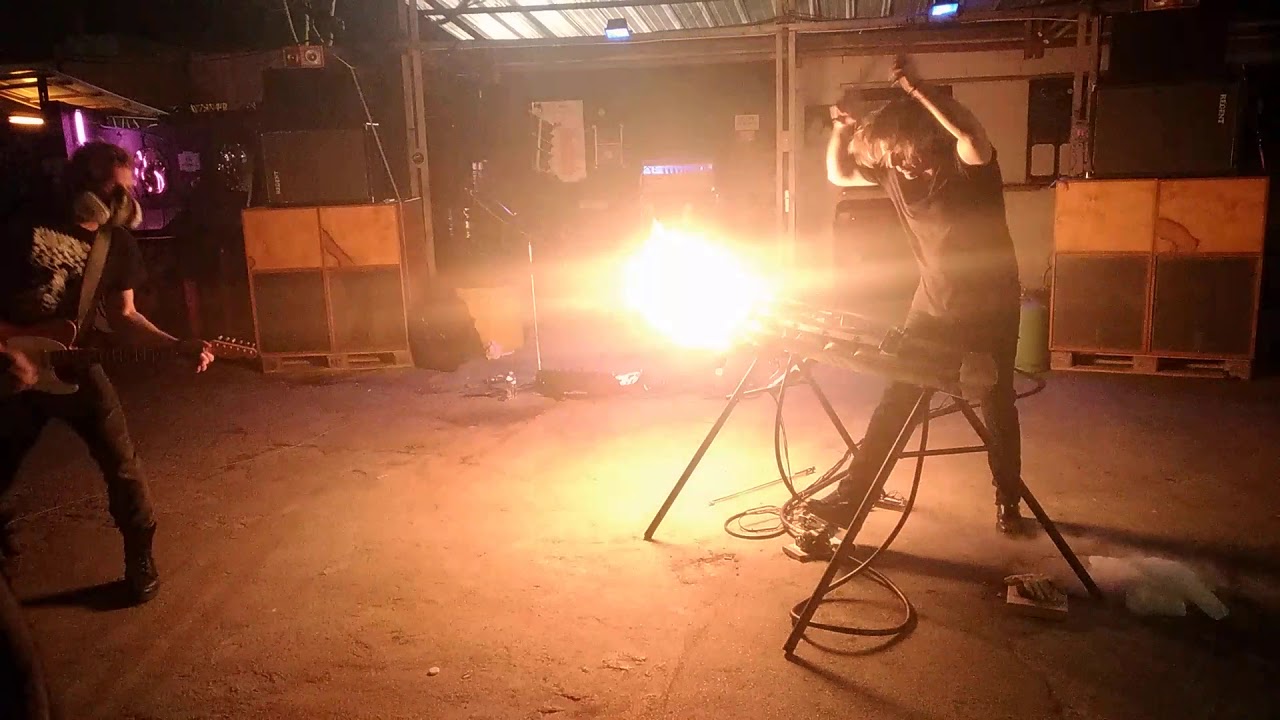 Watch video F SPACE live at La Station - Pandemic F SPACE live at La Station - Pandemic