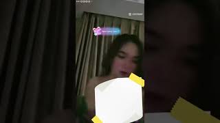 Download lagu Mango Live Indonesian Girl Nay part 1 (Bar Bar)-part155 mp3