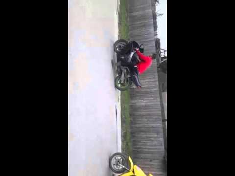 Motociclictul din Pralea