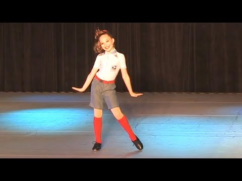 Maddie Ziegler - Airmail Special (Full Solo)