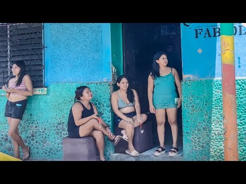 EL SALVADOR un tour por las calles de el colon SANTA ANA Diciembre