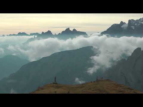 Tre Cime di Lavaredo Hiking Loop in the Italian Dolomites on October 19, 2025