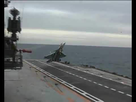 SU-33 Unsuccessful Cobra Landing attempt . Admiral Kuznetsov .
