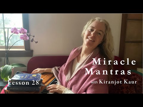 Miracle Mantras ACIM Lesson 28: Above all else I want to see things differently.