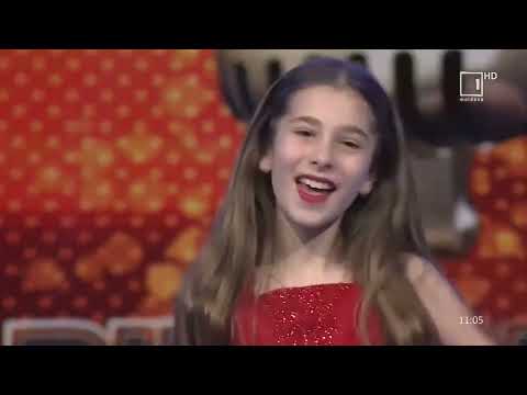 Adelia Perciun Love is the name la Ring Star