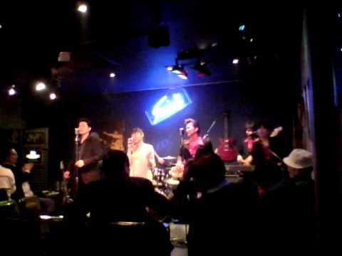 ラッキーリップス　サウンズ　20120421-01 zoom