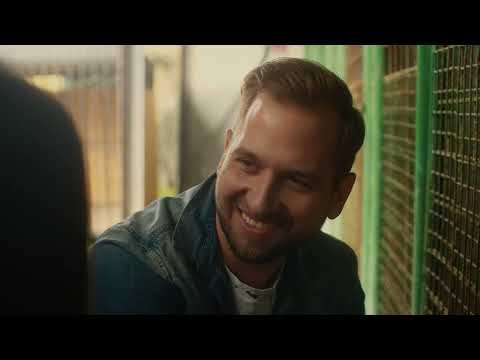 SAMO TOMEČEK - LÁSKA PLATONICKÁ |Official Video|