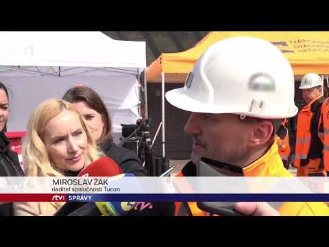 Začiatok razenia tunela Okruhliak na R4 pri Prešove