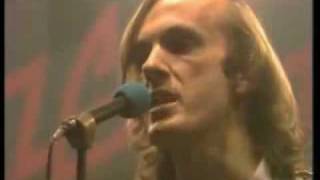 Sniff'n'The Tears ;  "WHAT CAN DADDY DO"