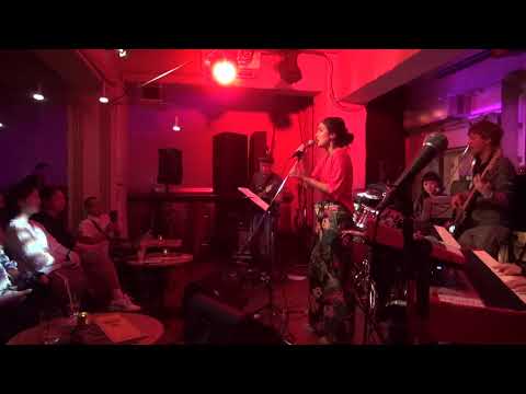 Stranger 2017/6/24 Ayesha & the eclipse