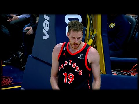 Jakob Poeltl Bullying Nikola Jokic in the Post - Raptors vs Nuggets | March 6, 2023