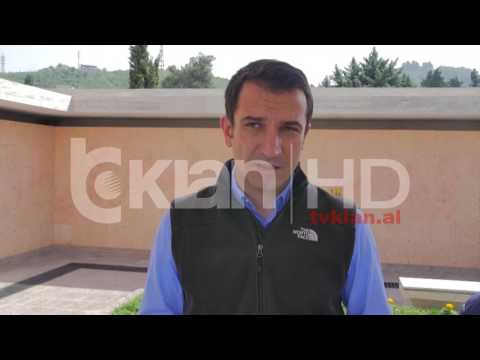 Veliaj: Përfundon ndërtimi i 438 varrezave të para murale