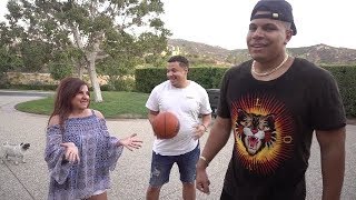 CRAZY BASKETBALL 1V1 VS WOLFIE!! | MAMA RUG AND PAPA RUG