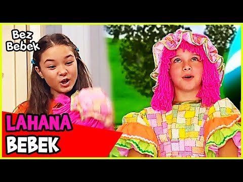 ÖZGE, LAHANA BEBEĞİ CAMDAN ATTI! - Bez Bebek 53. Bölüm