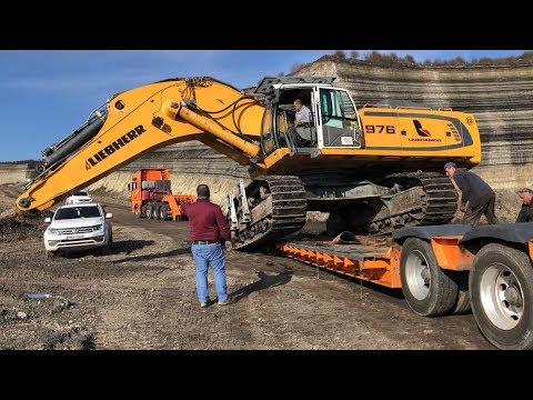 Transporting The Liebherr 976 Excavator - Sotiriadis/Labrianidis Mining Works