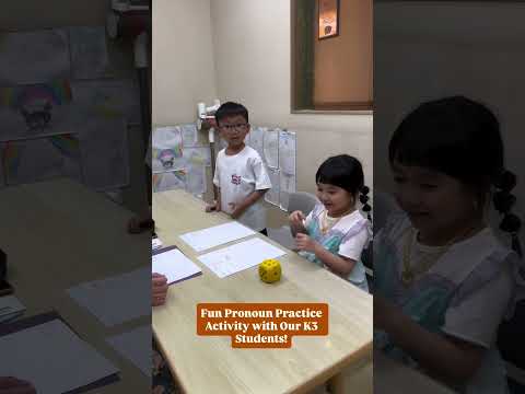🎲 Fun Pronoun Practice Activity with Our K3 Students! 🇭🇰 🎲 K3學生嘅趣味代名詞練習活動！