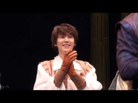 101222 The Three Musketeers curtain call 4PM (Kyuhyun focused)