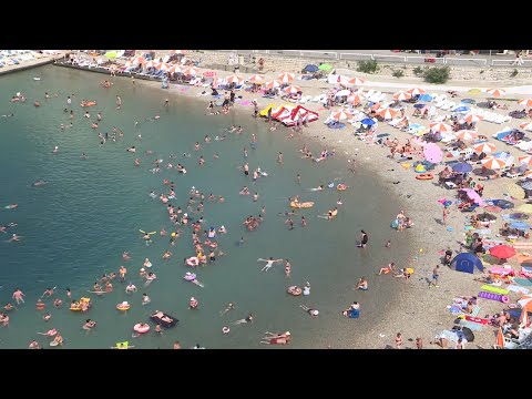 Neum pun turista: Turizam raste, ali radne snage nema