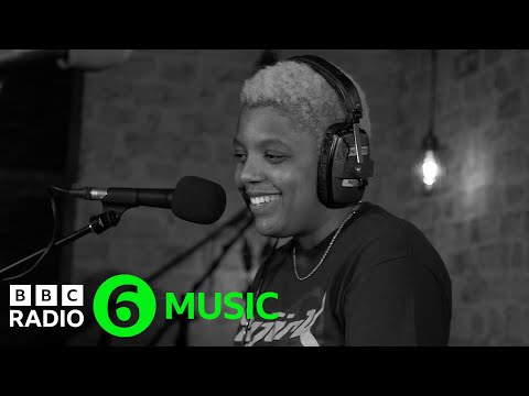 Loraine James - 2003 (6 Music Live Session)
