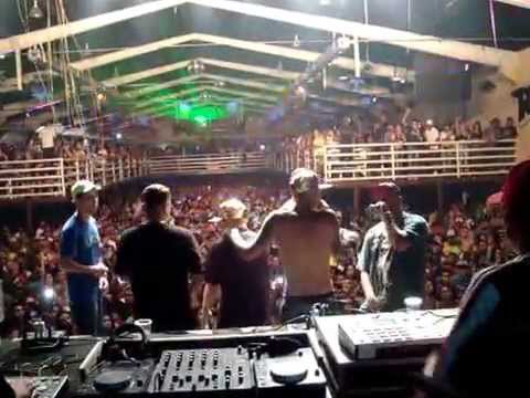 MC DANILO BOLADÃO E VÁRIOS MCS NA FANTASTIC ANIVERSÁRIO DO RODRIGO GR6 (PARTE 1)